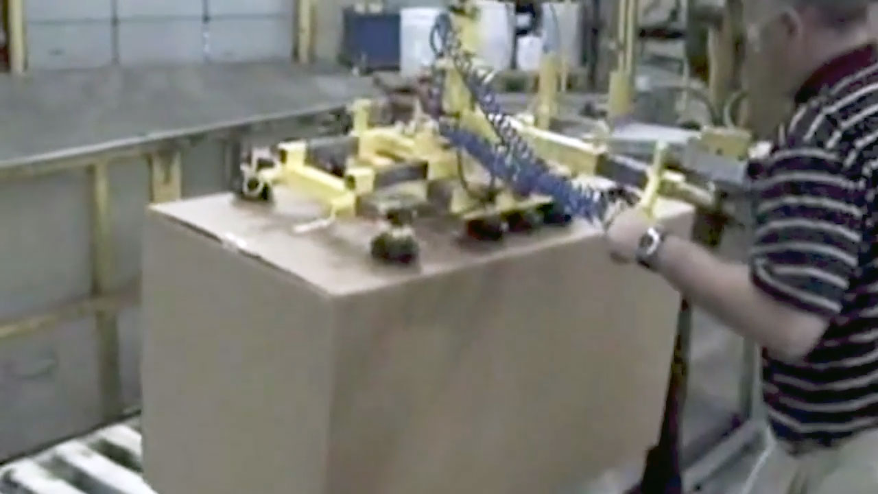 180 lb Box Lifting Device