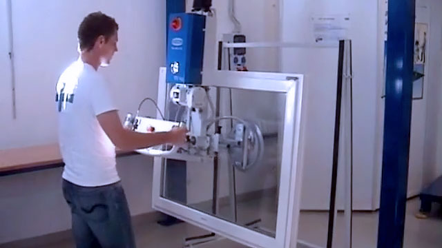 Vacuum Lift for Windows