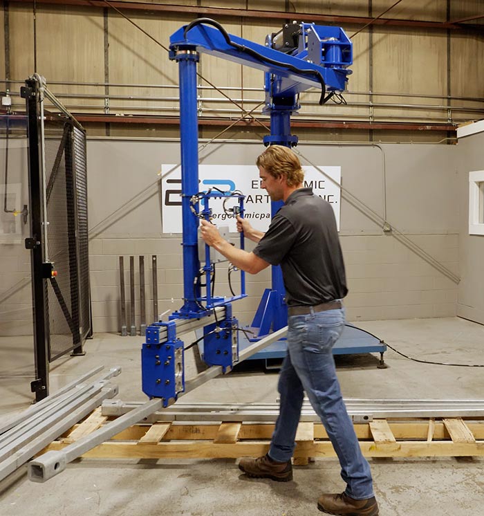 Manipulator Arm for Square Tubes