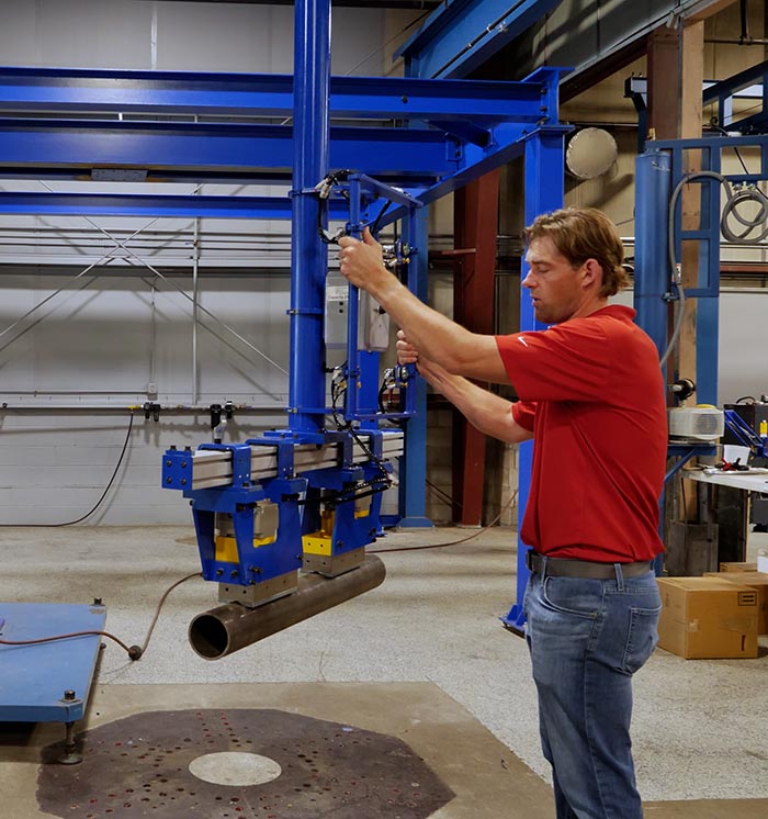 Manipulator Arm with High-Temp Magnets for Steel Pipe