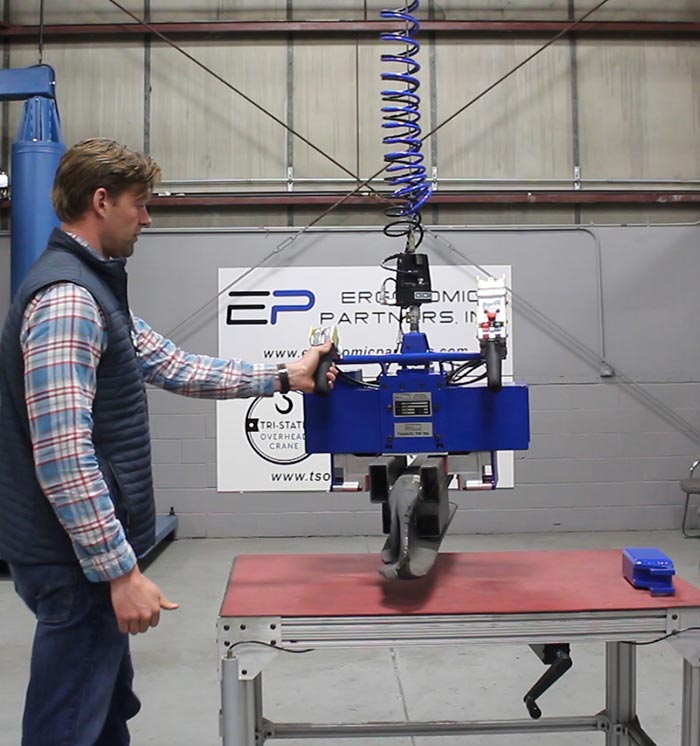 OD Pneumatic Gripper with Hook Attachment