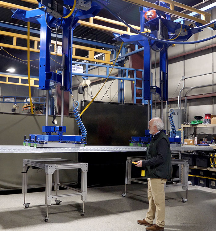 Rigid Manipulator with Vacuum Lifter Tool for Corrugated Metal