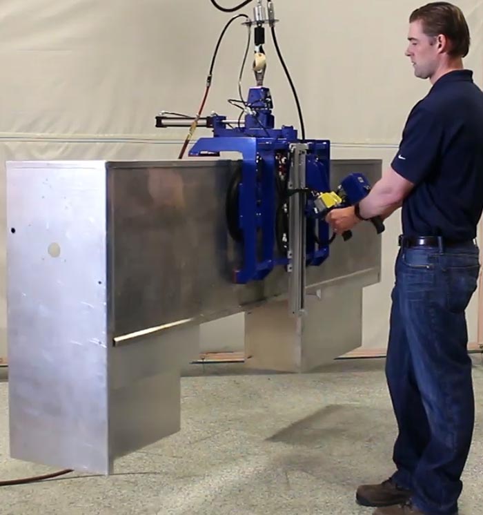 Vacuum Lifter for Utility Truck Beds